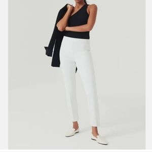 NWT Pull-on Slim Straight Pants